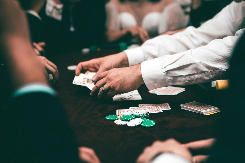 wellingtoncasinobe.com